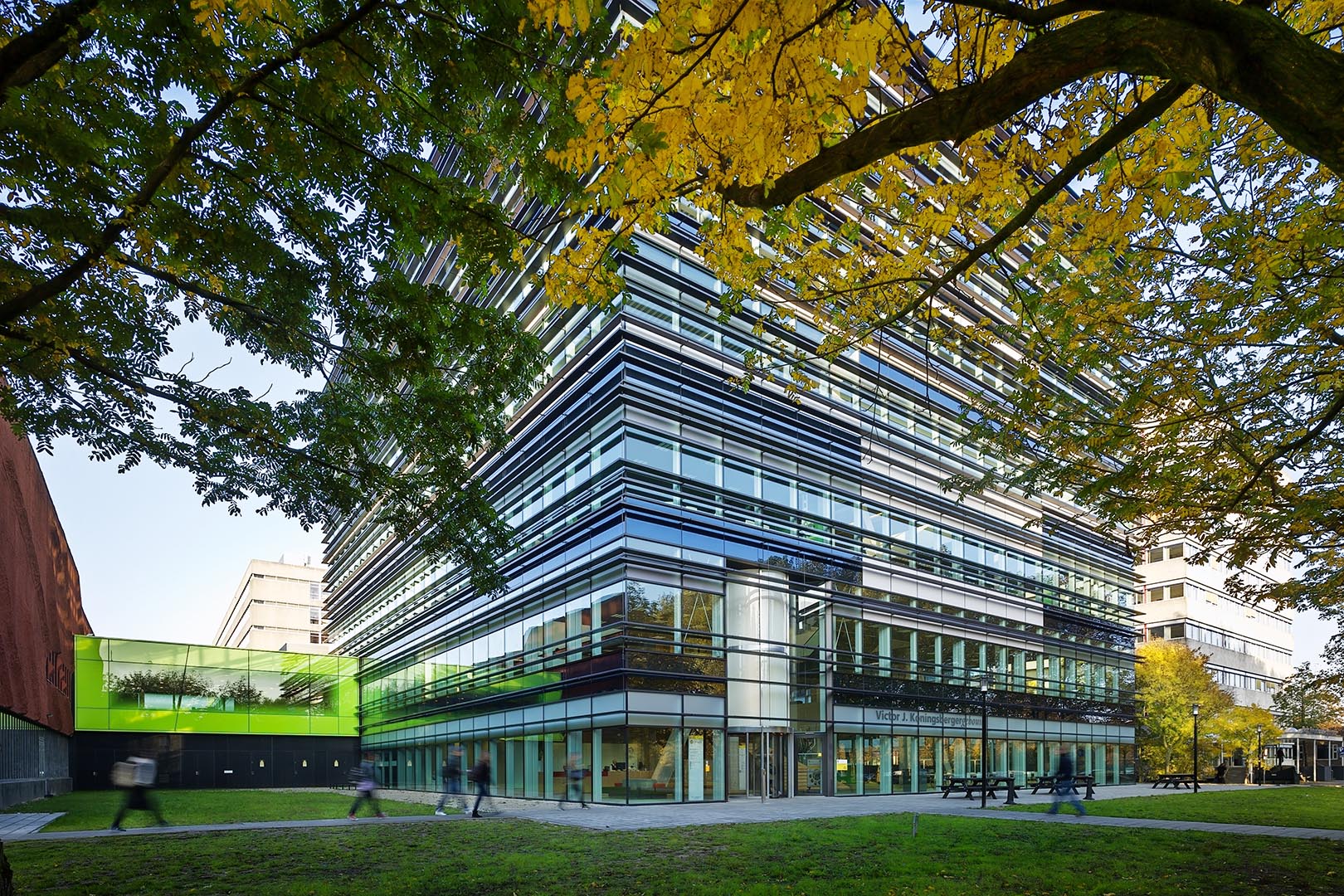 Victor J. Koningsberger Building. Ector Hoogstad Architecten