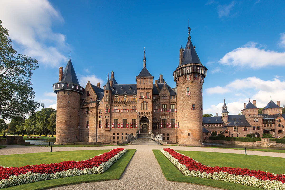 De Haar Castle | Explore luxurious castle life near Utrecht, Discover Benelux Magazine